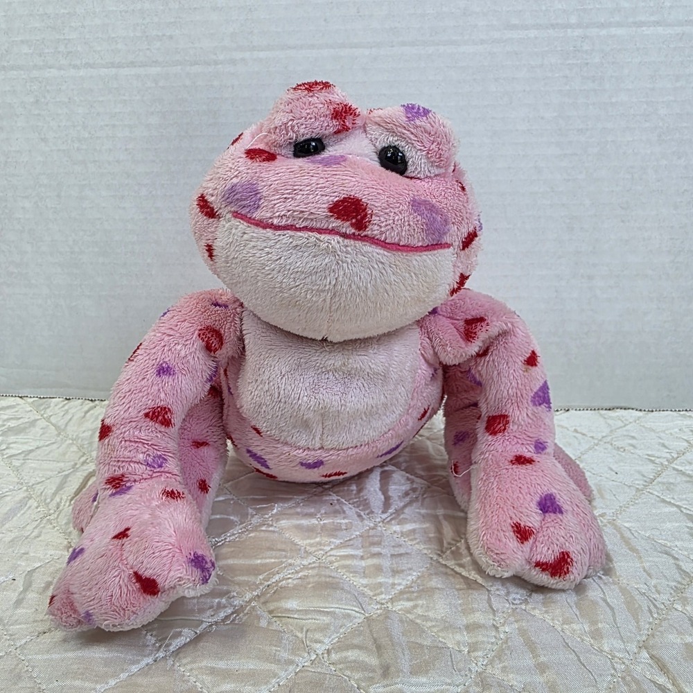 Ganz Webkinz Plush Love Frog HM144 No Code 8" Pink Hearts Stuffed Beanie
